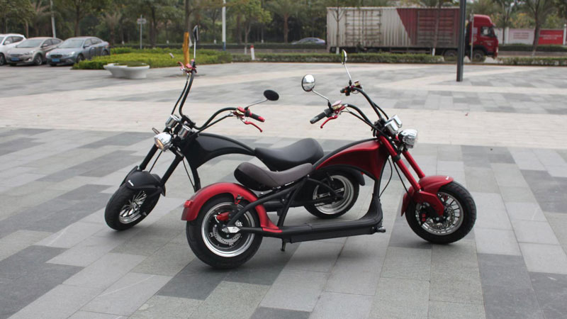 Wir sind die Coolsten, wenn wir cruisen, wenn wir durch die City düsen! Wir sind die Coolsten, wenn wir cruisen, wenn wir durch die City düsen!